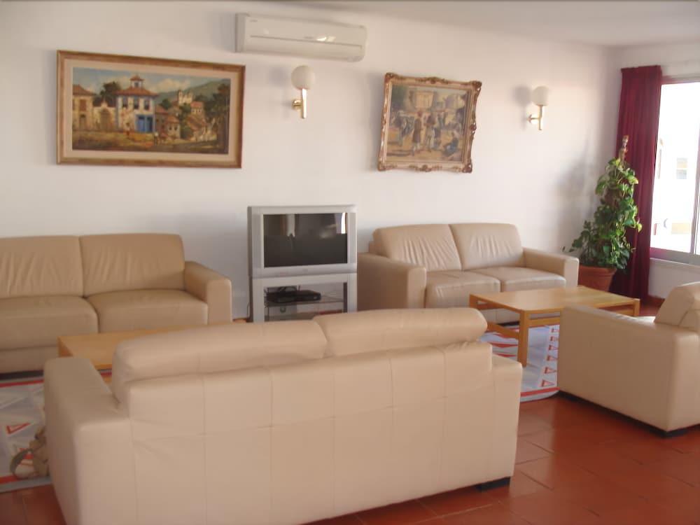 Aparthotel Navigator Σάγκρες Εξωτερικό φωτογραφία